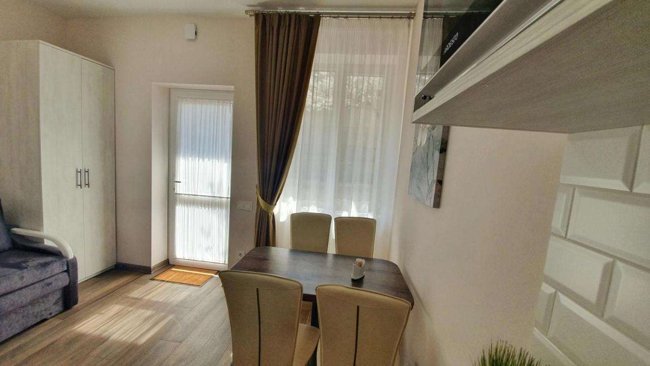 Demar Apart Fresh Lviv Exterior foto